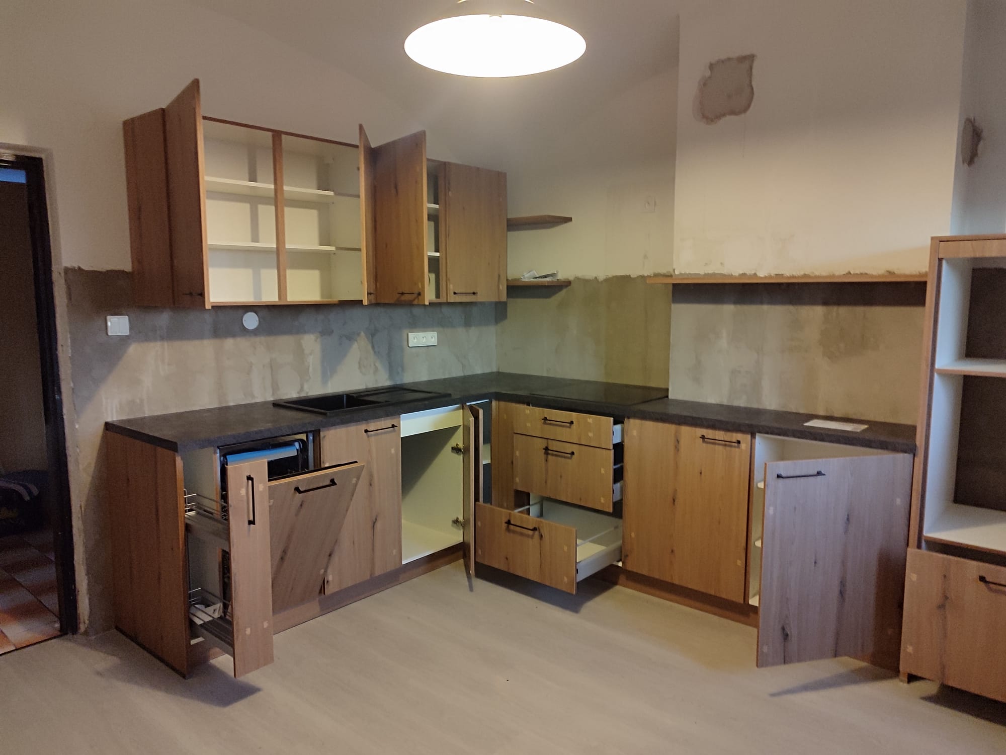 Montáž kuchyně – ukázka 10